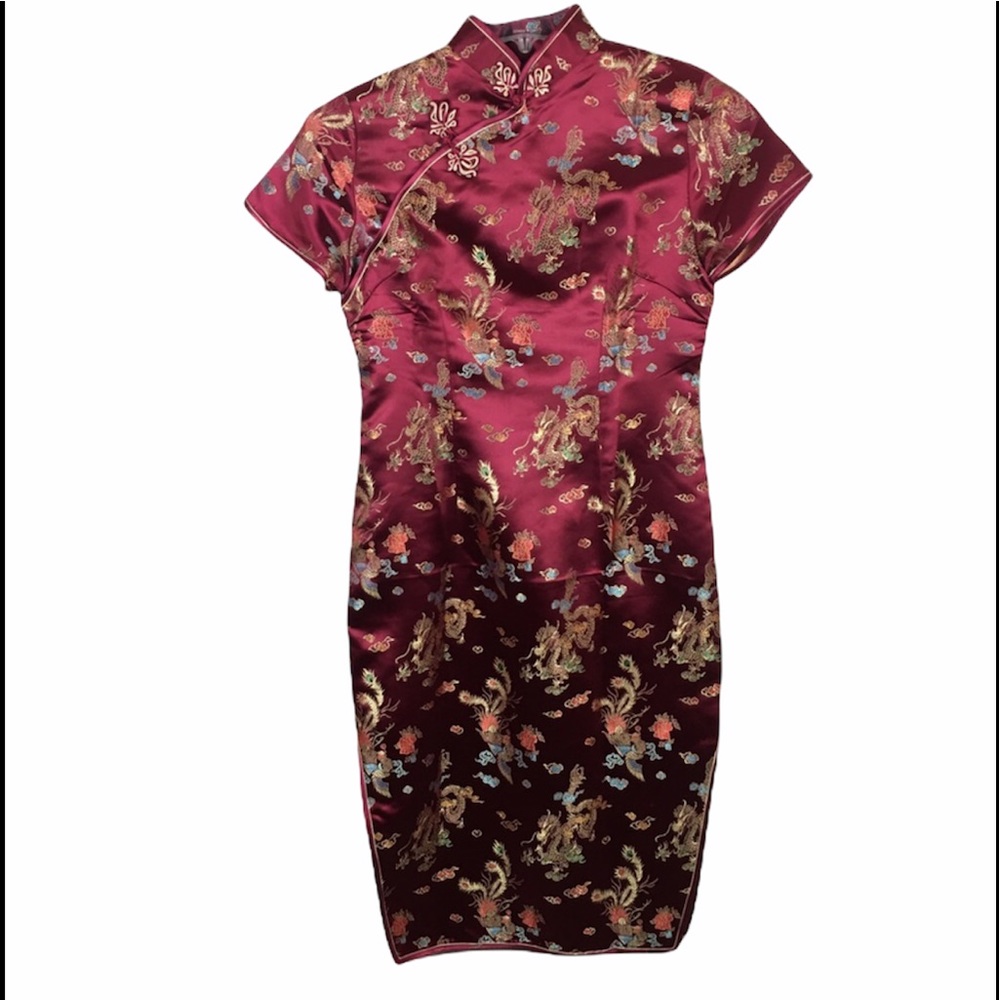 Vintage Taiwan silk Qipao embroidered floral dragon cheongsam dress